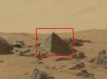 火星ピラミッド.jpg